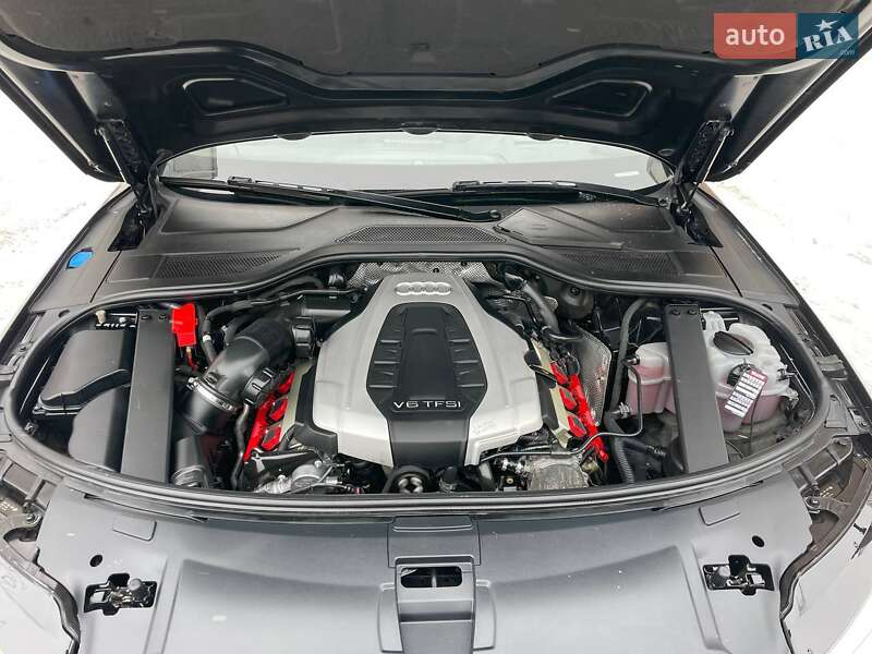 Седан Audi A8 2016 в Киеве фото 41 Седан Audi A8 2016 в Киеве