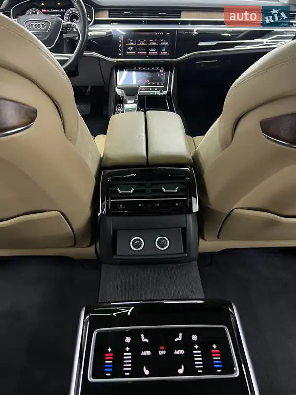 Audi A8 2018 VIN WAU8DAF82KN009487 фото оголошення 29 з 107