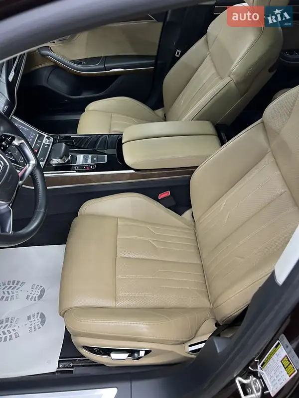 Audi A8 2018 VIN WAU8DAF82KN009487 фото оголошення 39 з 107