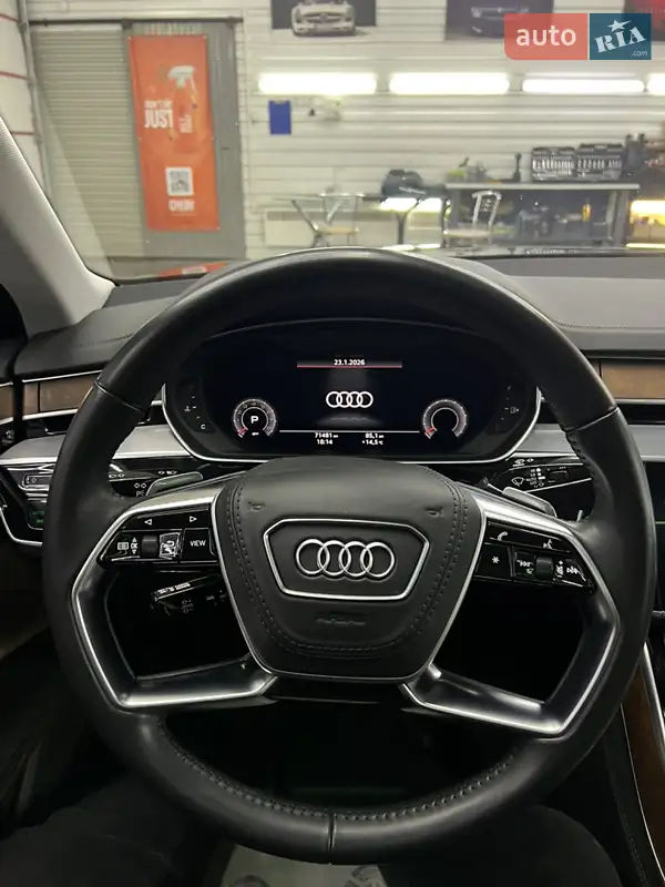 Audi A8 2018 VIN WAU8DAF82KN009487 фото оголошення 43 з 107
