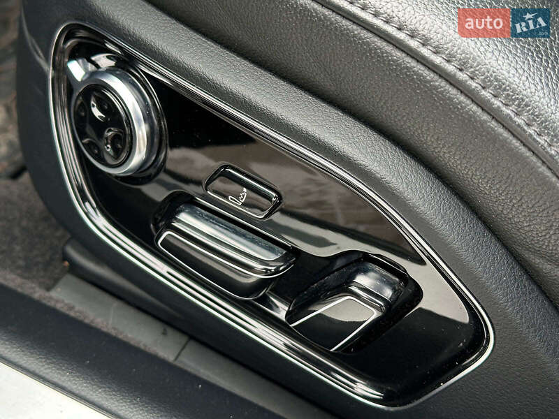 Седан Audi A8 2013 в Одессе