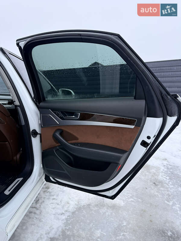 Седан Audi A8 2011 в Києві фото 8 Седан Audi A8 2011 в Києві