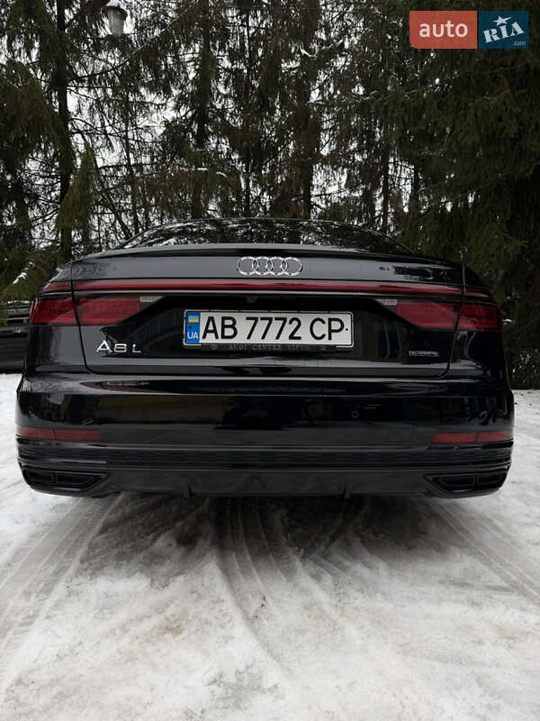 Седан Audi A8 2021 в Виннице