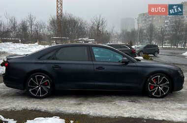 Седан Audi A8 2015 в Львове