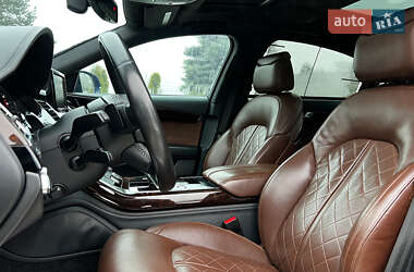 Седан Audi A8 2015 в Львове