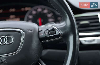 Седан Audi A8 2015 в Львове
