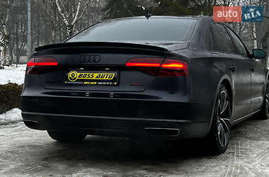 Седан Audi A8 2015 в Львове