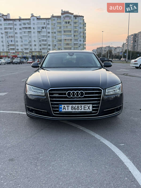 Седан Audi A8 2015 в Ивано-Франковске