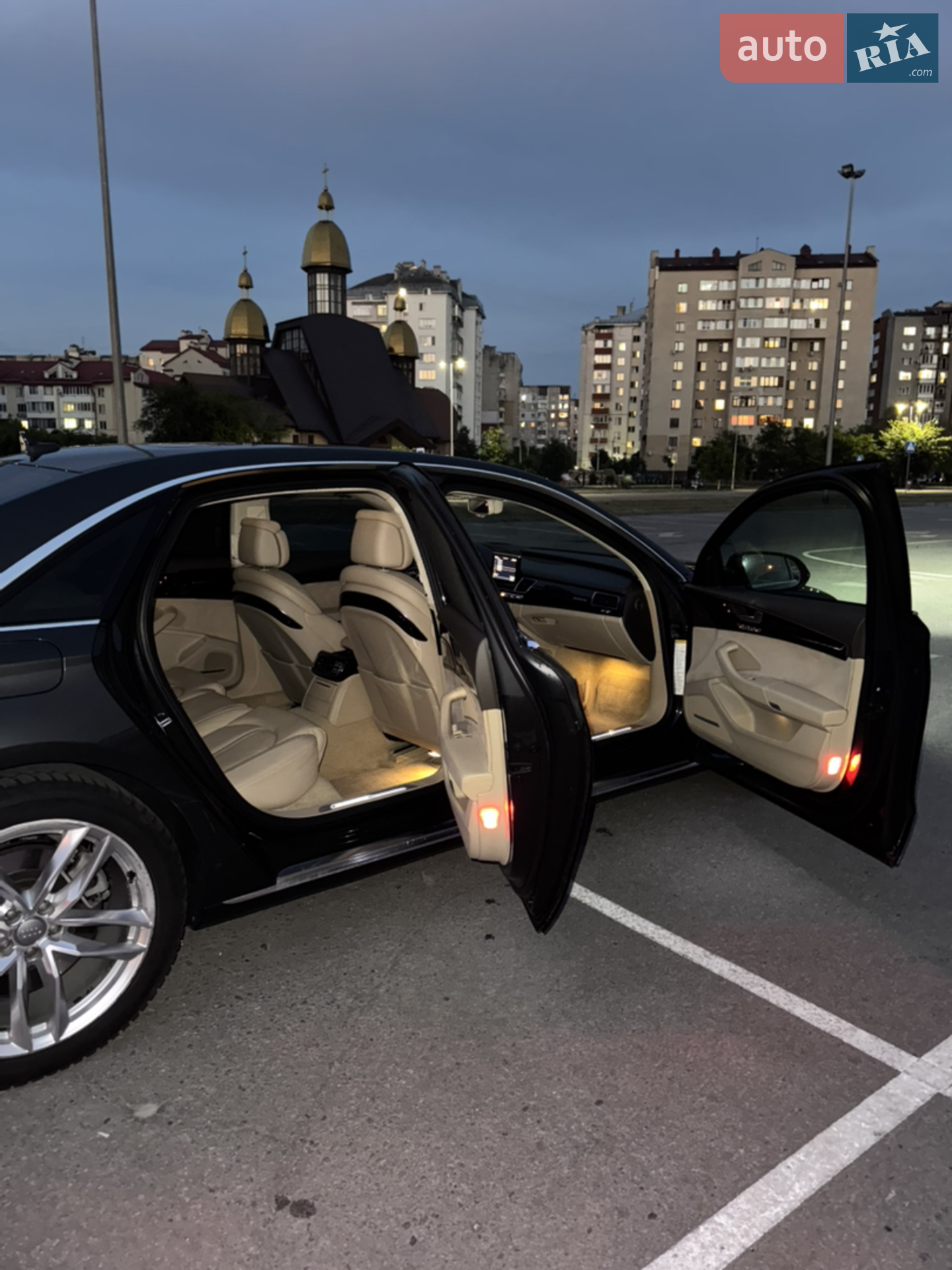 2015 Audi A8 - мініатюра 32
