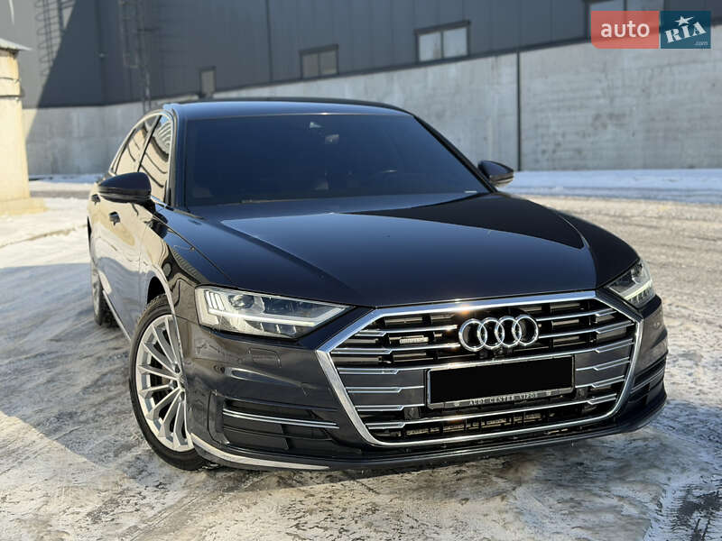 Седан Audi A8 2021 в Киеве