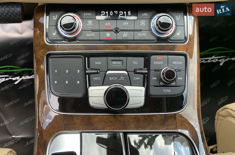 Седан Audi A8 2015 в Киеве