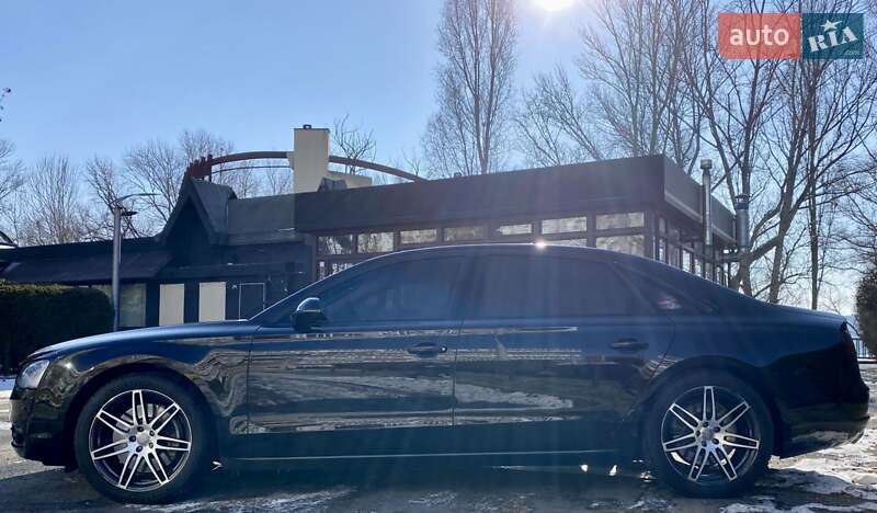 Седан Audi A8 2013 в Дніпрі