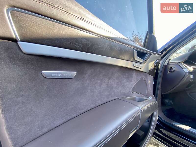 Седан Audi A8 2013 в Дніпрі