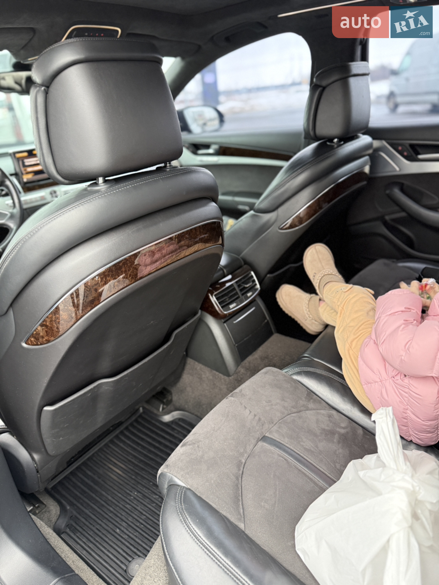 2011 Audi A8 - мініатюра 31