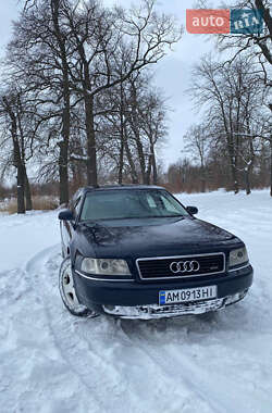 Седан Audi A8 2000 в Бердичеве
