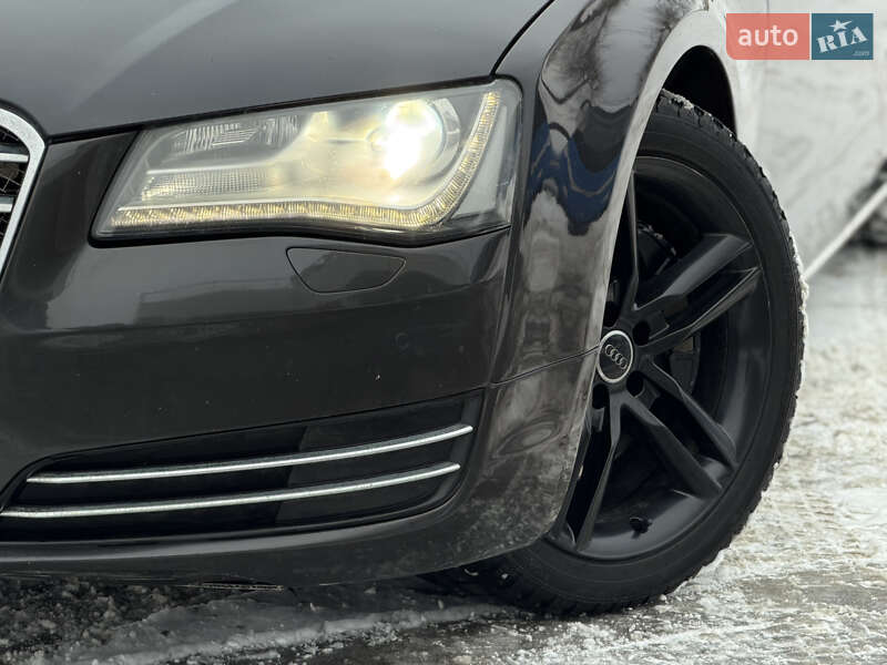 Седан Audi A8 2011 в Києві