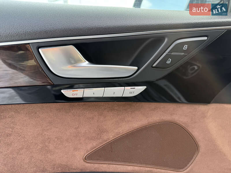 Седан Audi A8 2016 в Ивано-Франковске фото 19 Седан Audi A8 2016 в Ивано-Франковске