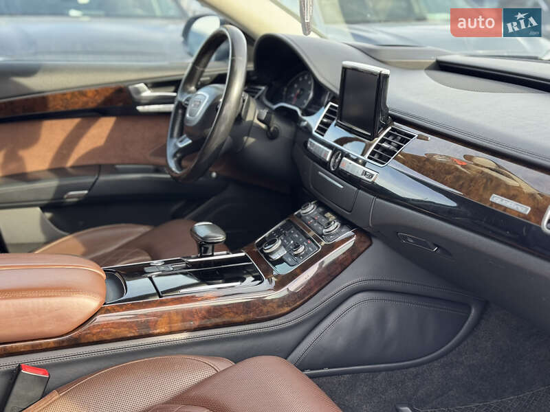 Седан Audi A8 2016 в Ивано-Франковске фото 41 Седан Audi A8 2016 в Ивано-Франковске