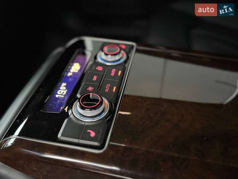 Седан Audi A8 2017 в Києві фото 12 Седан Audi A8 2017 в Києві