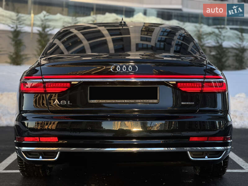 Седан Audi A8 2021 в Киеве
