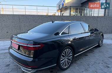 Седан Audi A8 2019 в Луцке