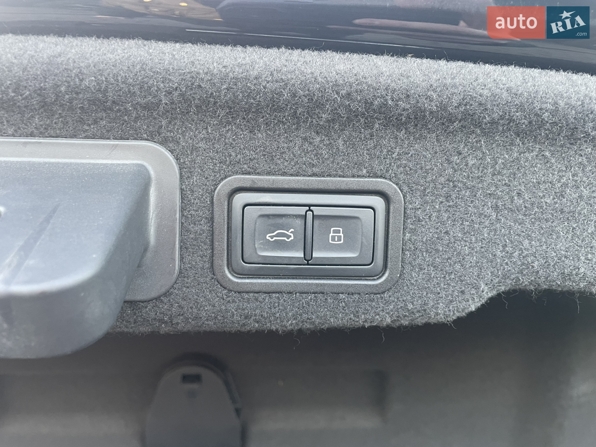 2015 Audi A8 - мініатюра 21
