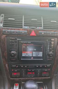 Седан Audi A8 1999 в Полтаве