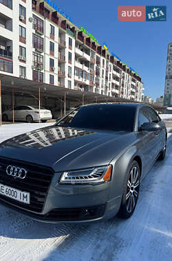 Седан Audi A8 2015 в Одесі