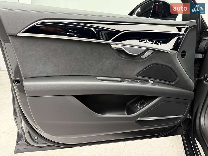 Седан Audi A8 2025 в Киеве фото 22 Седан Audi A8 2025 в Киеве