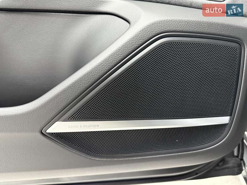 Седан Audi A8 2025 в Киеве фото 34 Седан Audi A8 2025 в Киеве