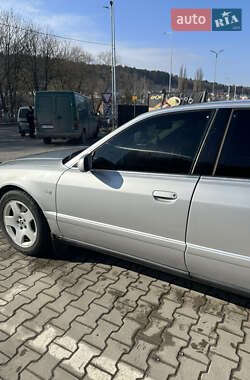 Седан Audi A8 2001 в Теребовле