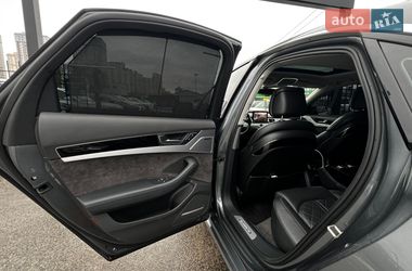 Седан Audi A8 2017 в Киеве