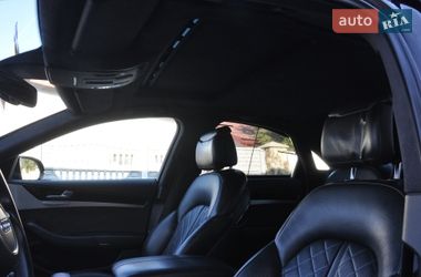 Седан Audi A8 2013 в Львове