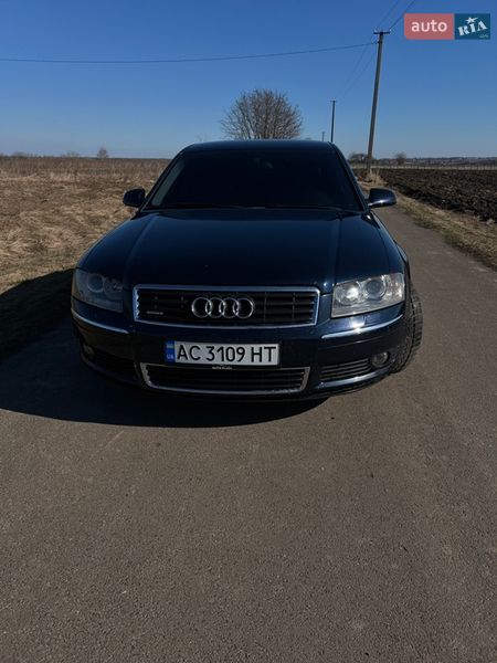 Седан Audi A8 2004 в Луцке