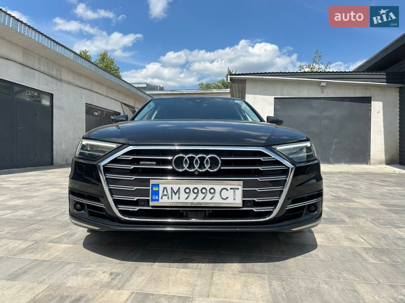 Седан Audi A8 2018 в Житомирі
