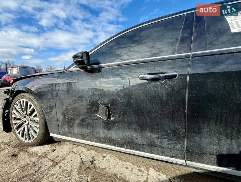 Седан Audi A8 2019 в Києві