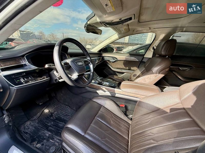 Седан Audi A8 2019 в Києві