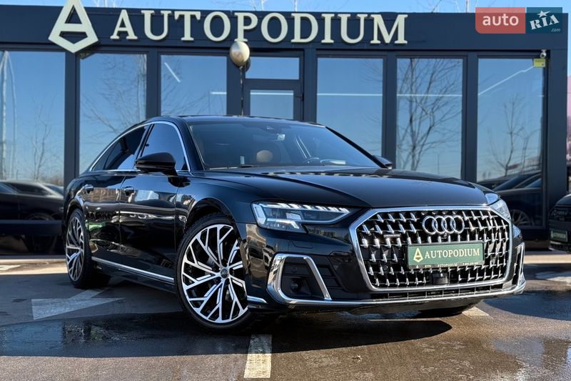 Седан Audi A8 2022 в Киеве