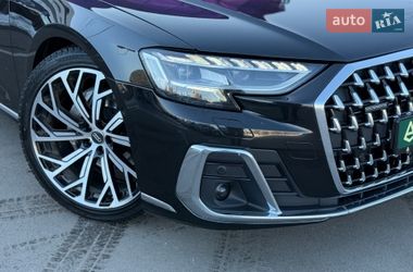 Седан Audi A8 2022 в Киеве