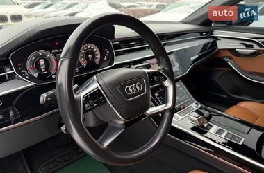 Седан Audi A8 2022 в Киеве