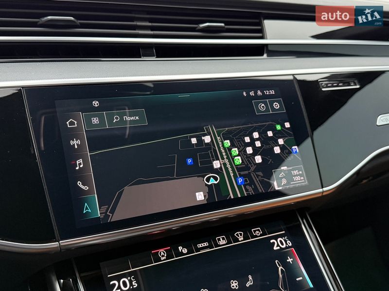 Седан Audi A8 2022 в Киеве