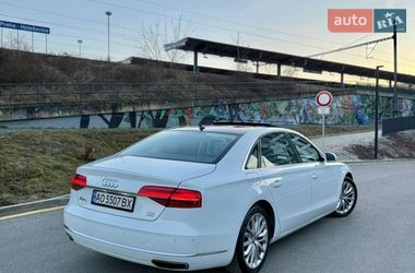 Седан Audi A8 2014 в Ужгороде