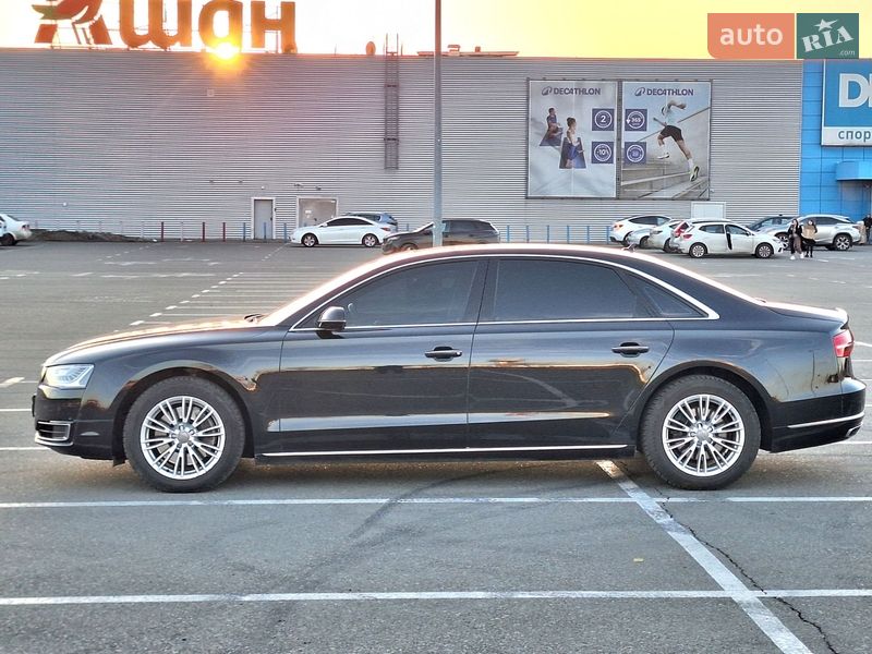 Audi A8 2014