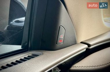Седан Audi A8 2013 в Львове