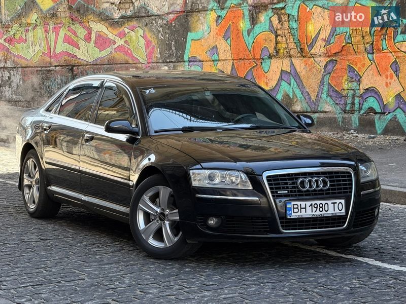 Седан Audi A8 2006 в Одессе