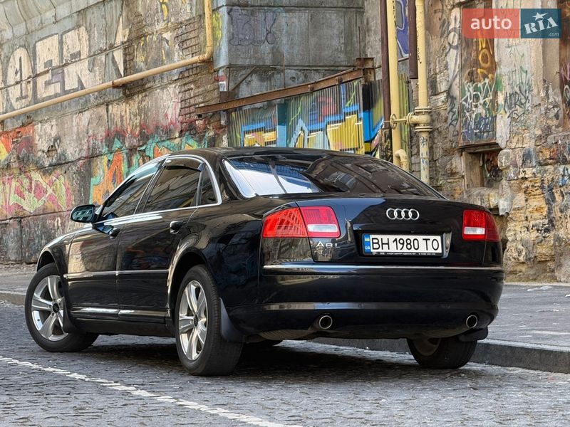 Седан Audi A8 2006 в Одессе