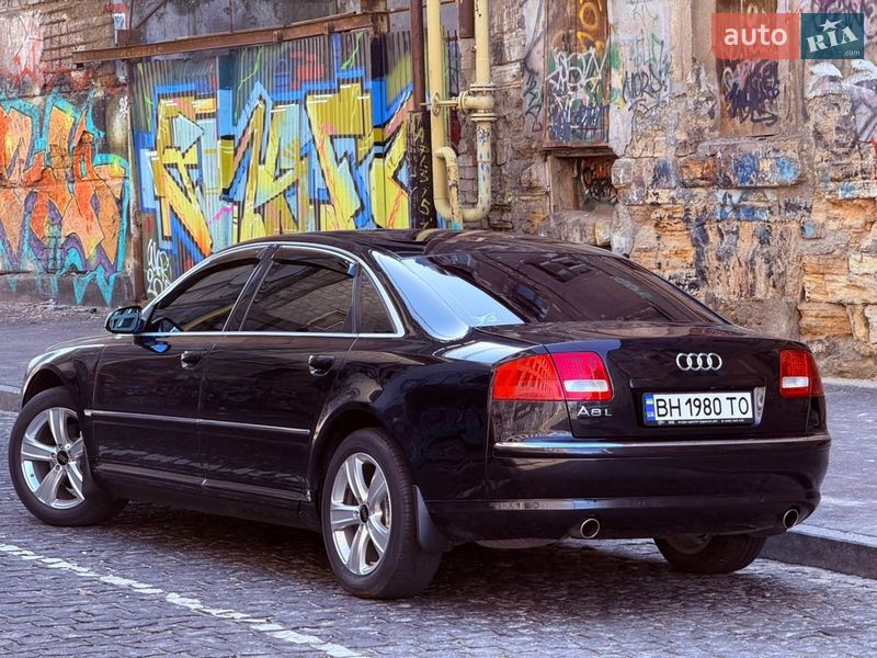 Седан Audi A8 2006 в Одессе