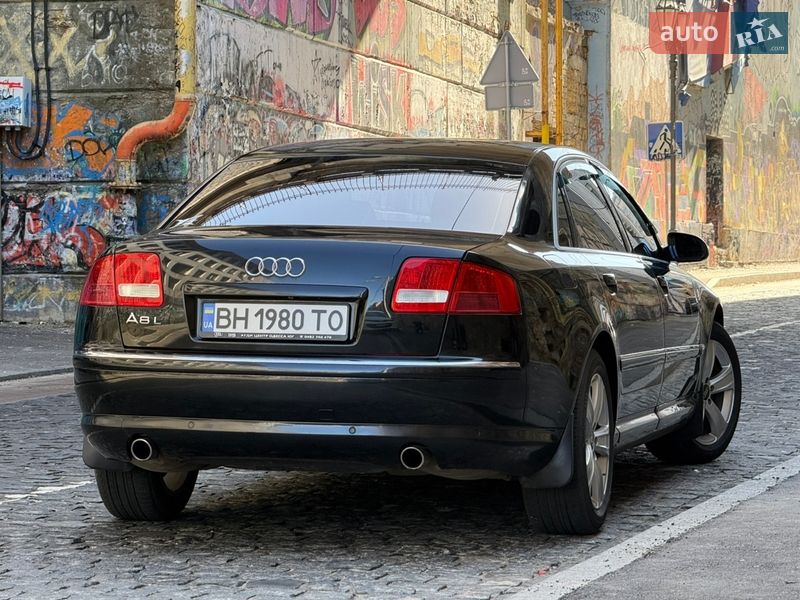 Седан Audi A8 2006 в Одессе