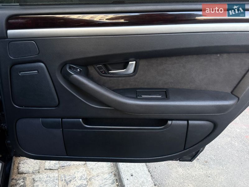 Седан Audi A8 2006 в Одессе