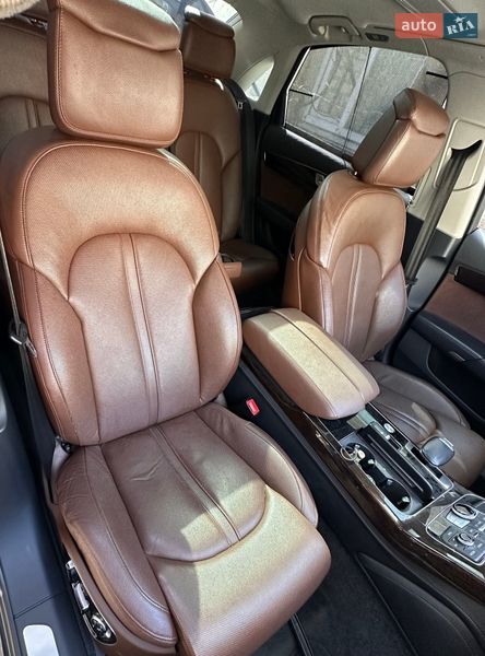 Седан Audi A8 2017 в Первомайске